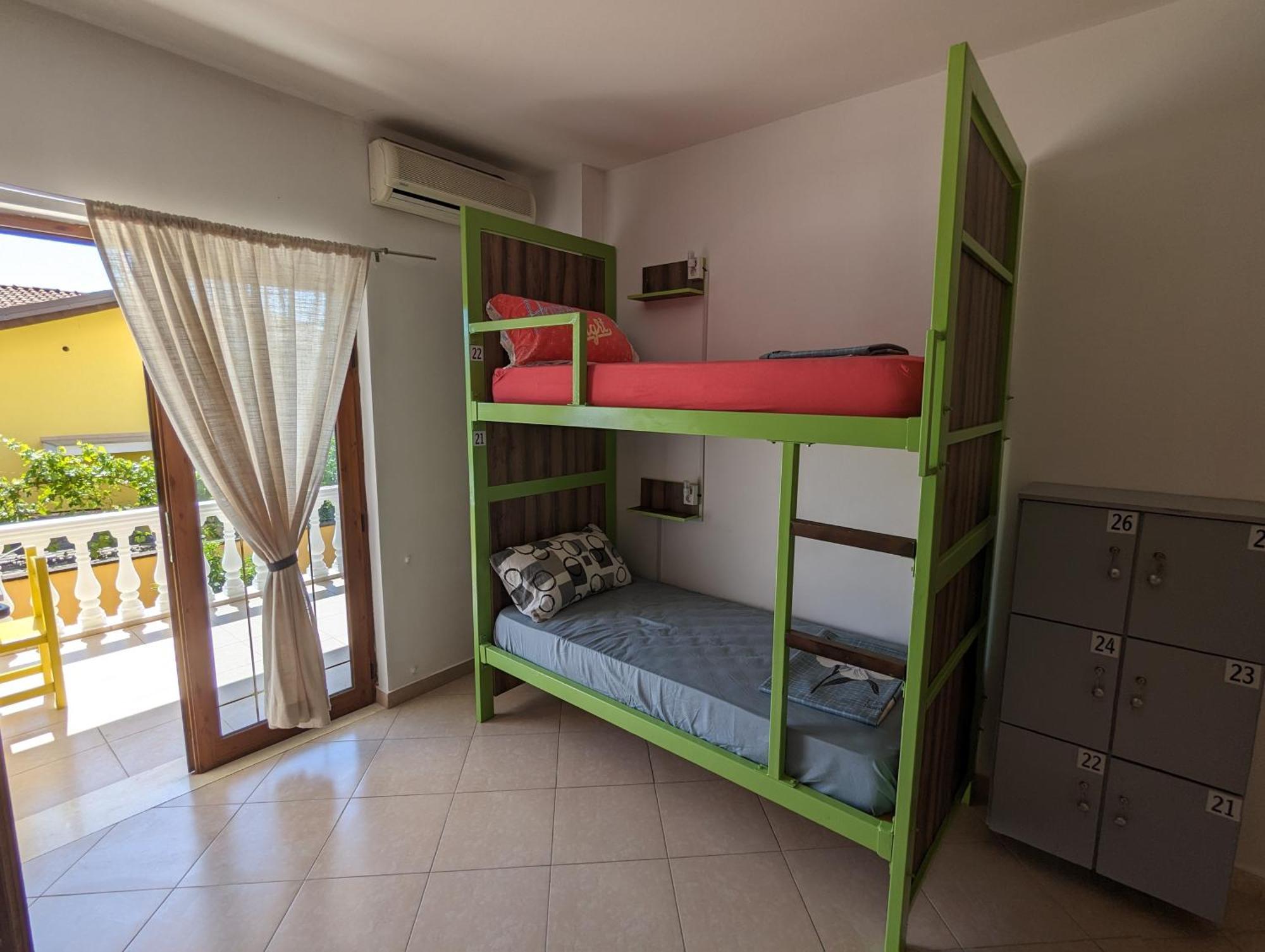 Tias Hostel Shkoder Luaran gambar