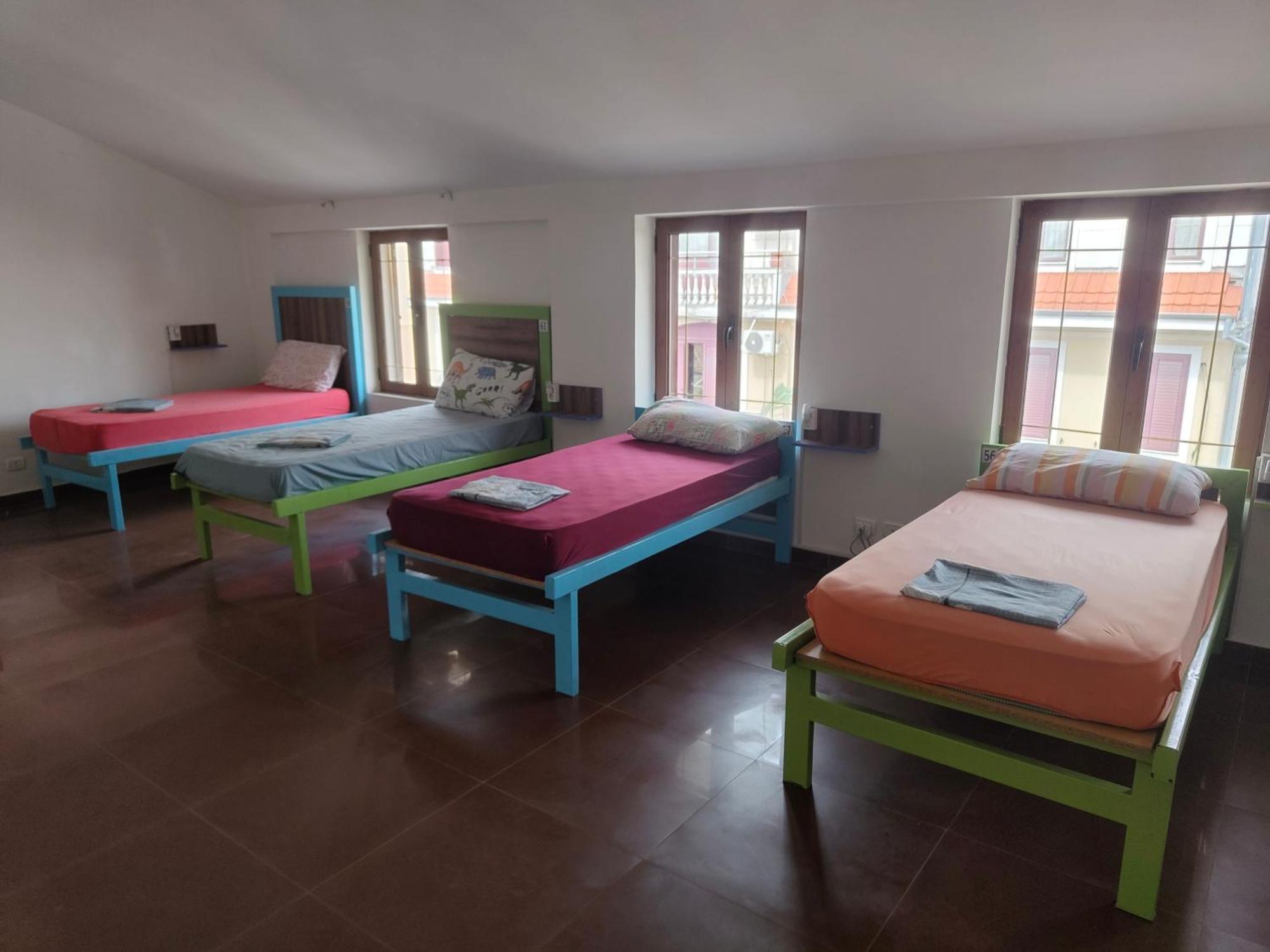 Tias Hostel Shkoder Luaran gambar